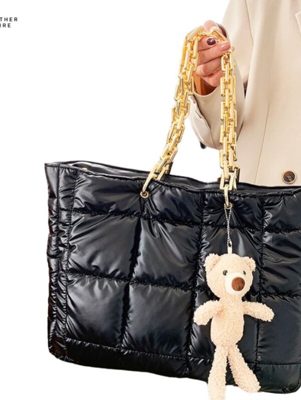 Chic-Leather-Shoulder-Bag-with-Thick-Chain-Handle