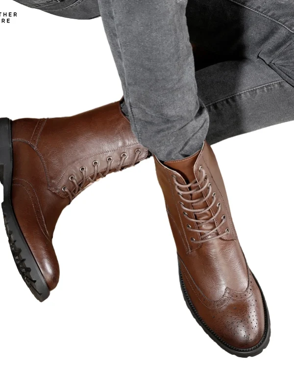 Effortless Cool Men’s Leather Boots with Casual Tooling, Perfect for Any Occasion