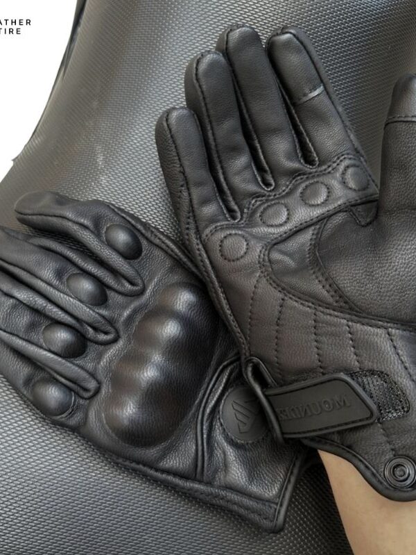 Gender-Neutral Moto Leather Gloves for Ultimate Protection