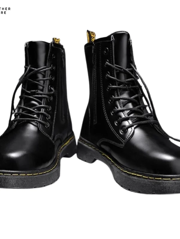 Winter Wardrobe Essential High Top Classic Leather Boots for Stylis